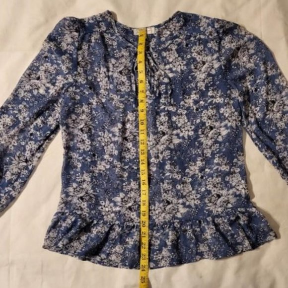 Blousology floral top, size large - Picture 4 of 7